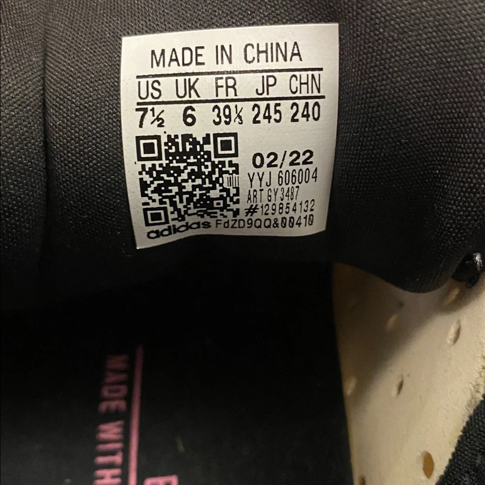 NWT Womens Adidas Off-White and Pink Running Sneakers Size 7 1/2 - Picture 7 of 7